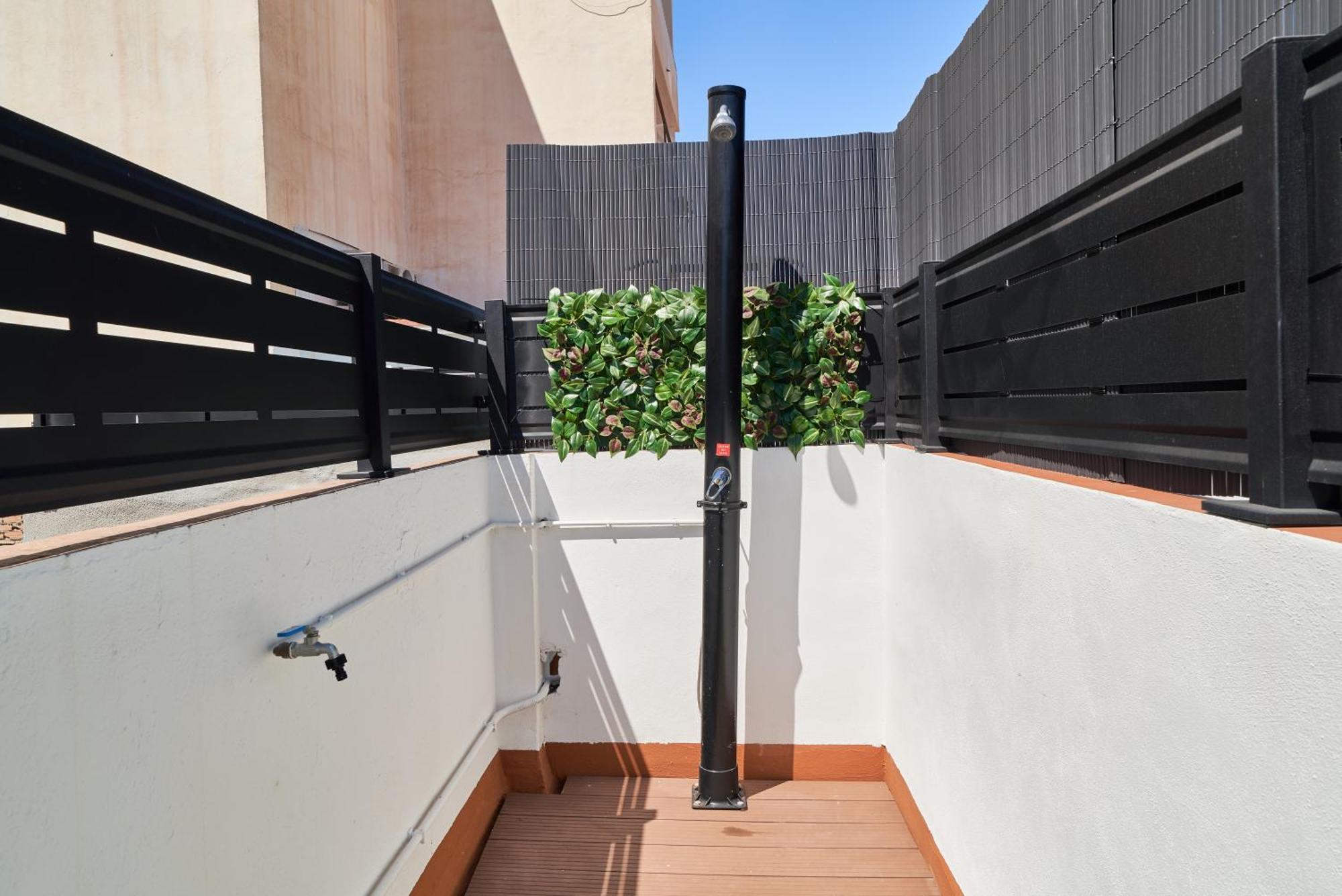 Sun-kissed Getaway Apartament Malaga